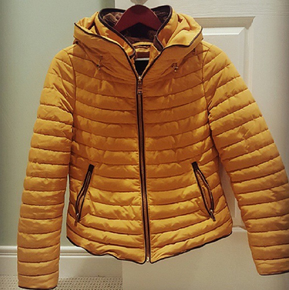 Zara jacket vintage yellow color